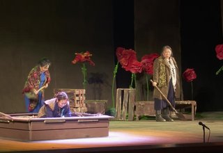 Гастроли театра