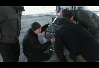 Из трех АЗС Кызыла - в одной недоливают