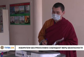 Избиратели беспрекословно соблюдают меры безопасности