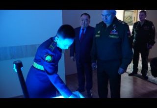 Министр обороны РФ Сергей Шойгу встретился с кадетами