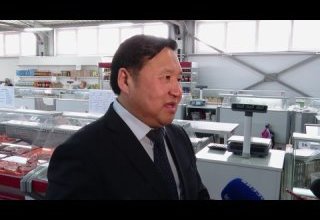 Врио Главы Тувы Владислав Ховалыг посетил пункты вакцинации